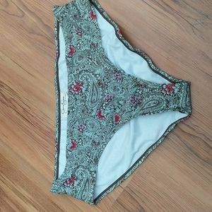 Jessica Simpson Maternity Swimwear